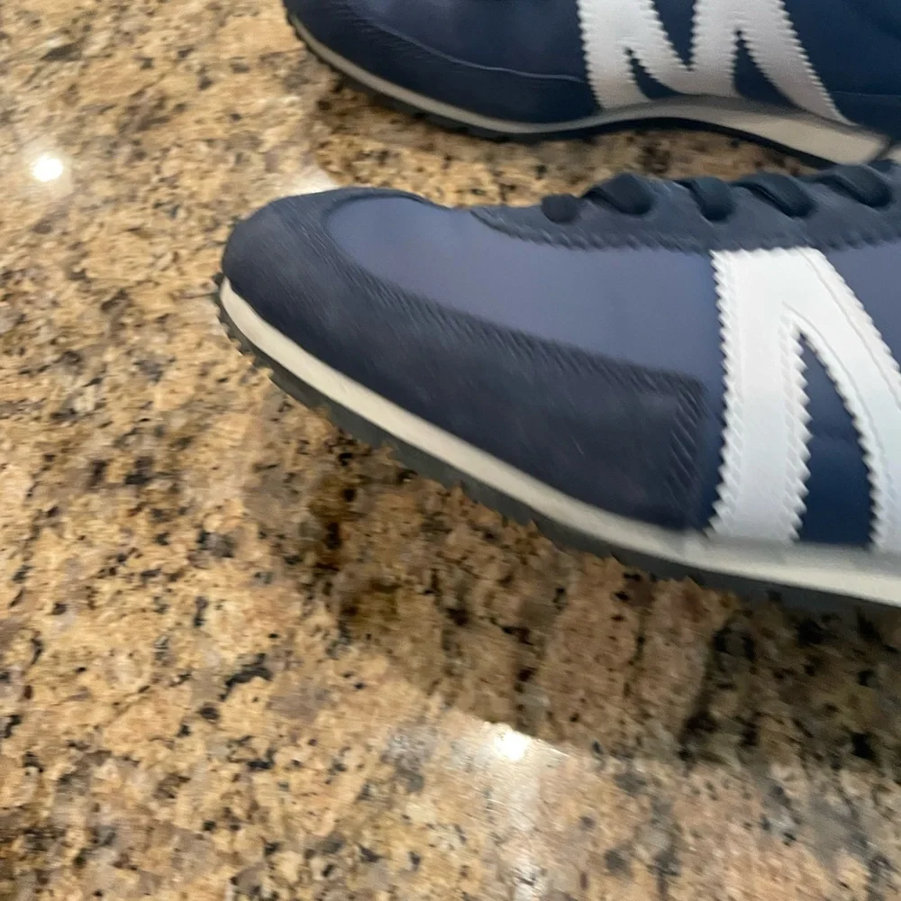 Men's Navy and White Sneakers. Hard to find Mizuno! - Picture 2 of 11